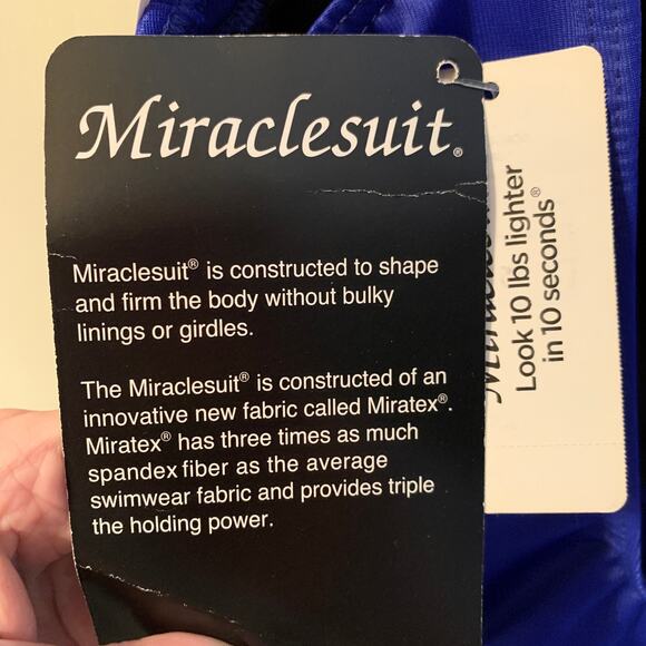 NWT Miraclesuit Sanibel One Piece All-Over  Slimming Swimsuit Size 14 Blue - Picture 6 of 6